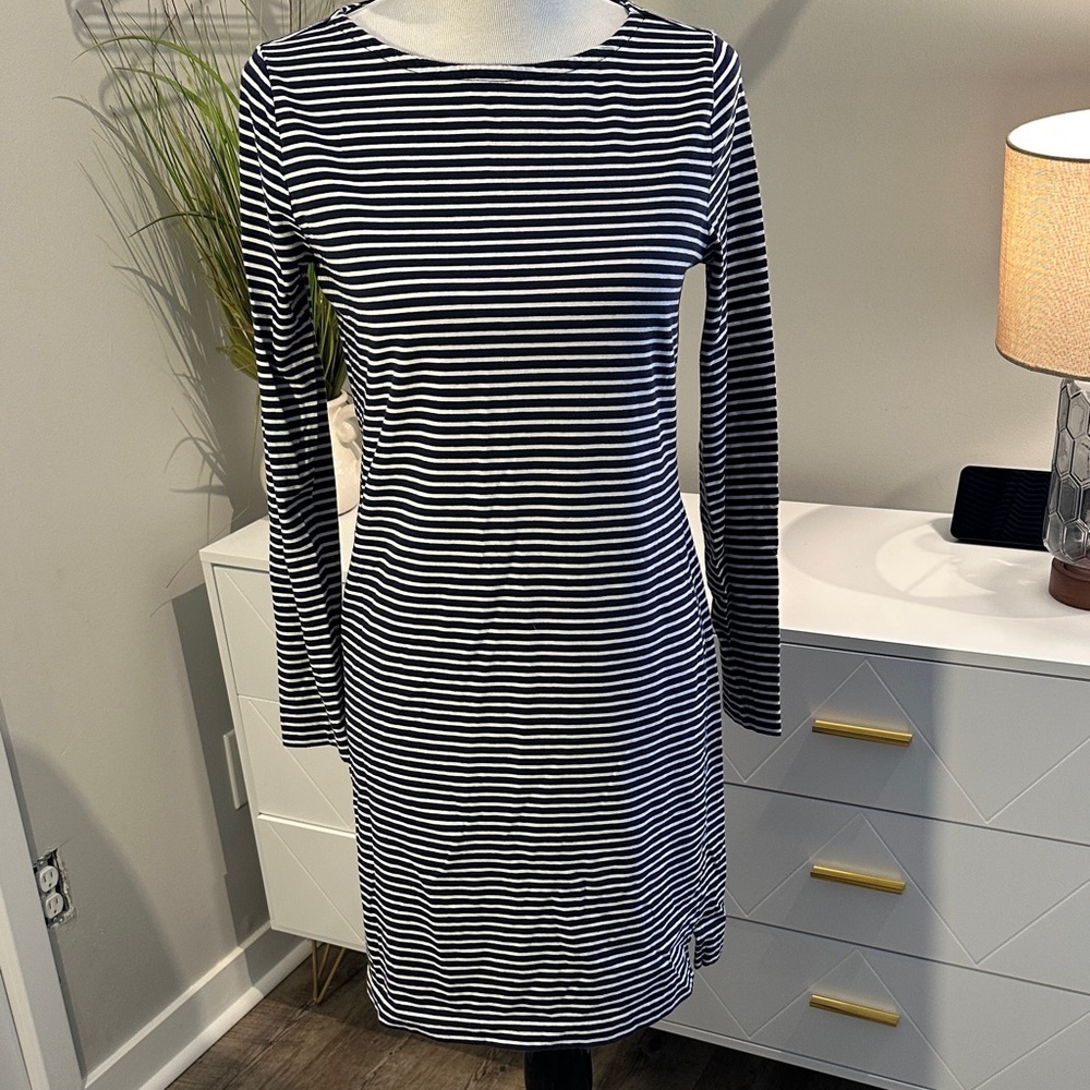 Vineyard Vines Navy and White Striped Dress